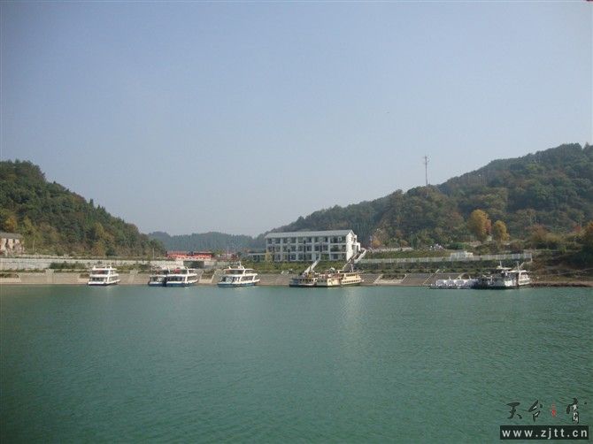 01.jpg