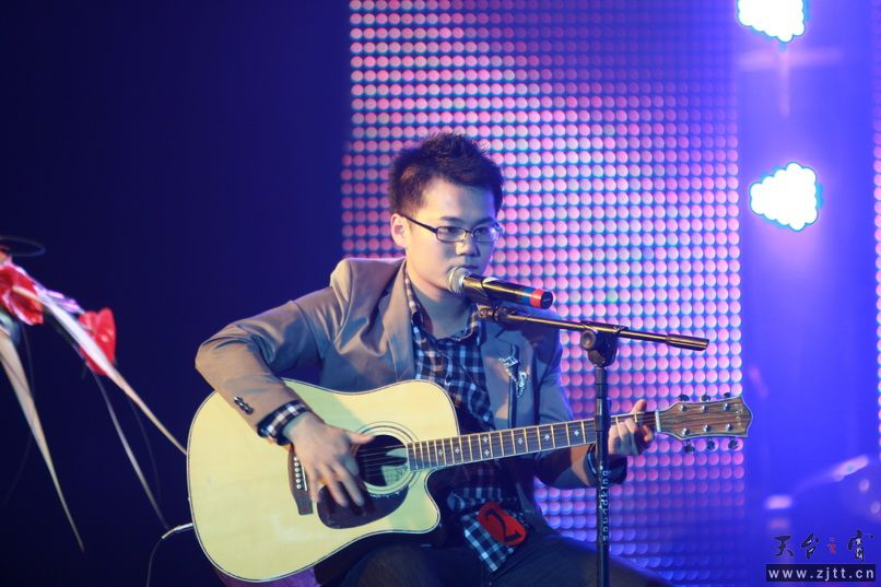 IMG_2953_调整大小.JPG