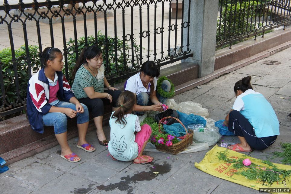 DSC02825_缩小大小.JPG