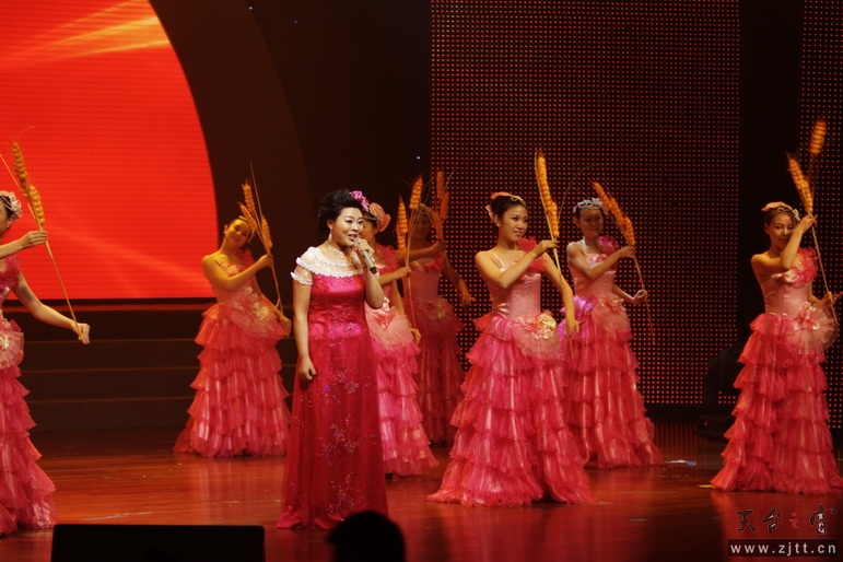 IMG_7100_调整大小.jpg