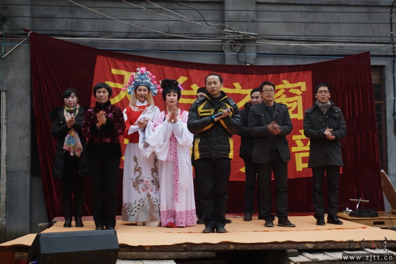 IMG_9943_调整大小.jpg