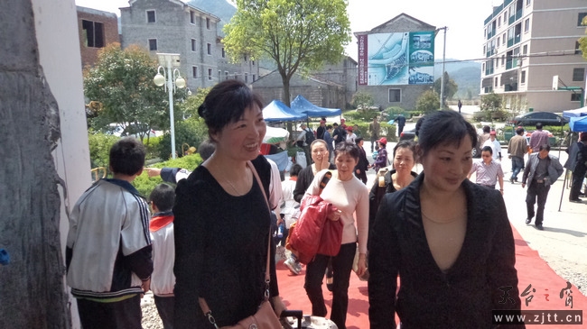 nEO_IMG_DSC01076.jpg