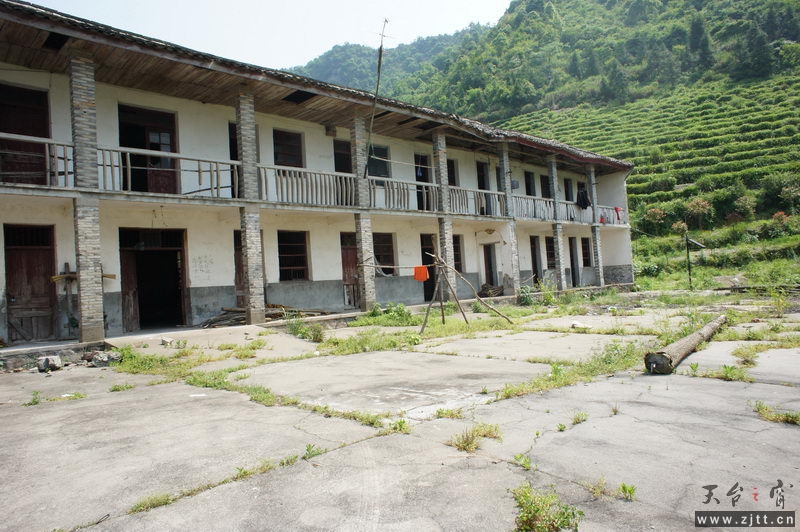 DSC00129_缩小大小.jpg