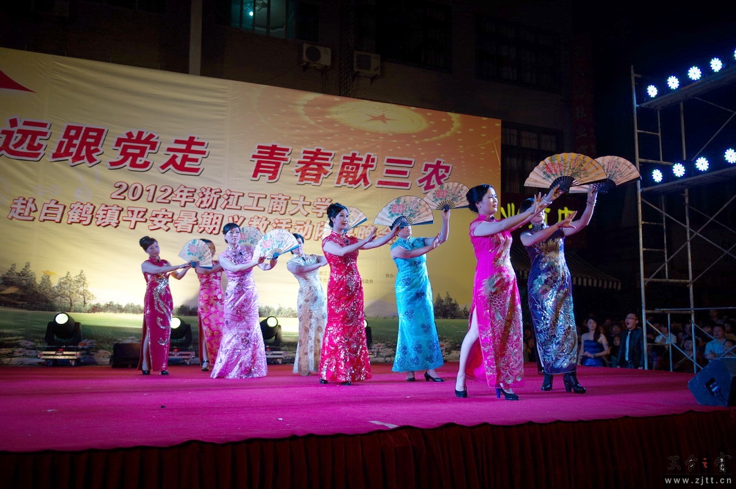DSC_9213_缩小大小.jpg