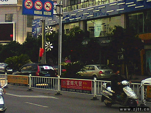 2012-09-18 09.39.52_副本.jpg