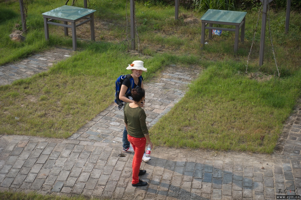DSC_2715_缩小大小.jpg