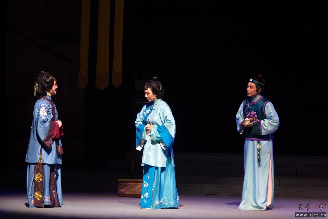 IMG_7561_缩小大小.jpg