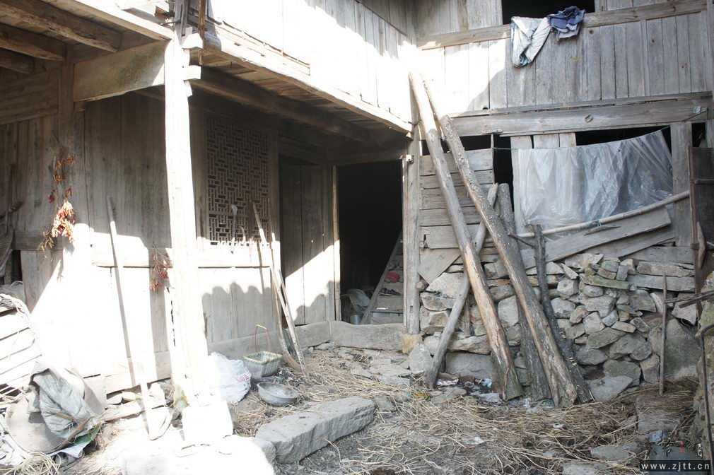 DSC01895_缩小大小.jpg