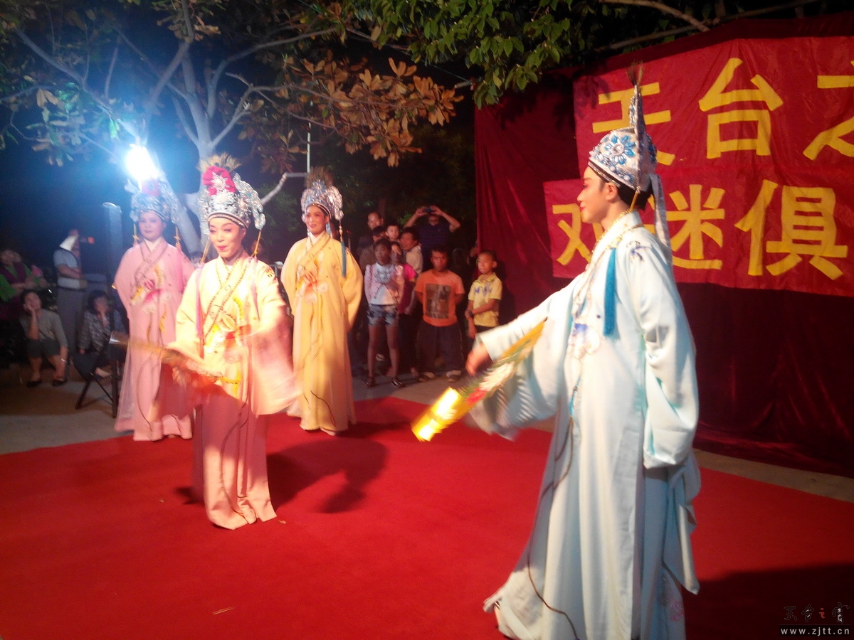 IMG_20130531_204734_调整大小.jpg