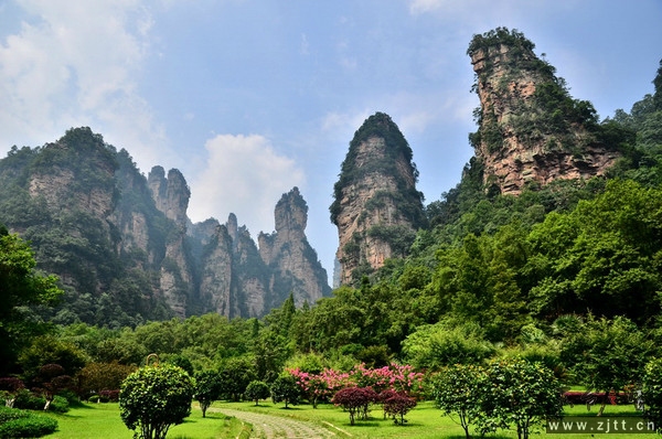 张家界风景图片0.jpg