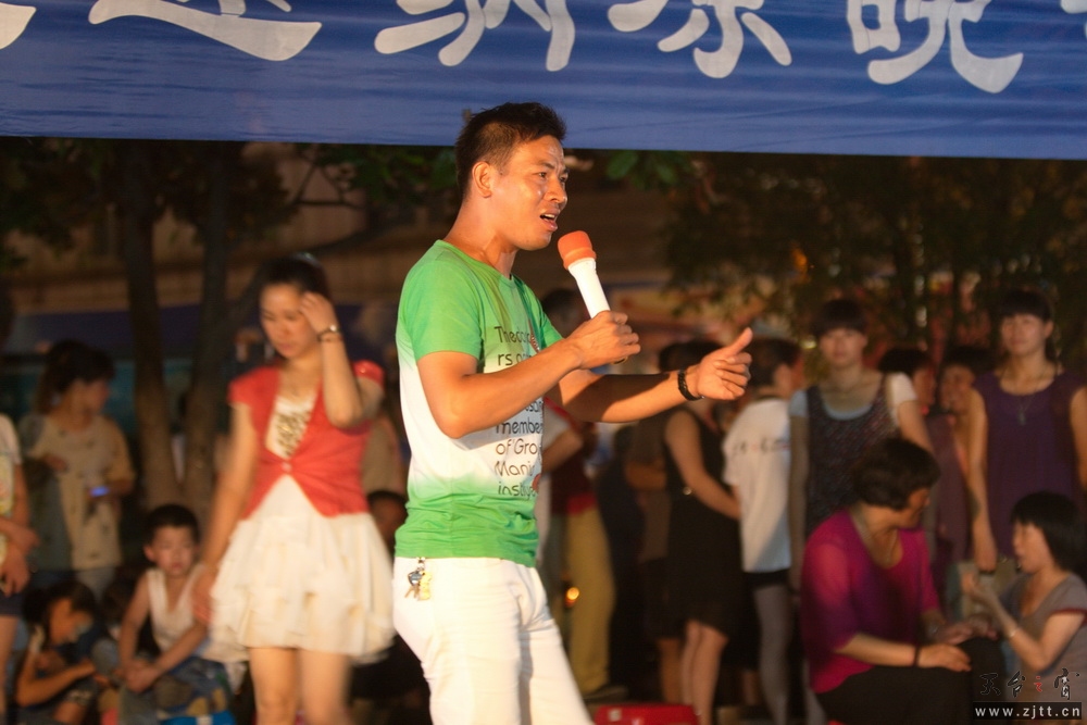 IMG_0041_调整大小.jpg