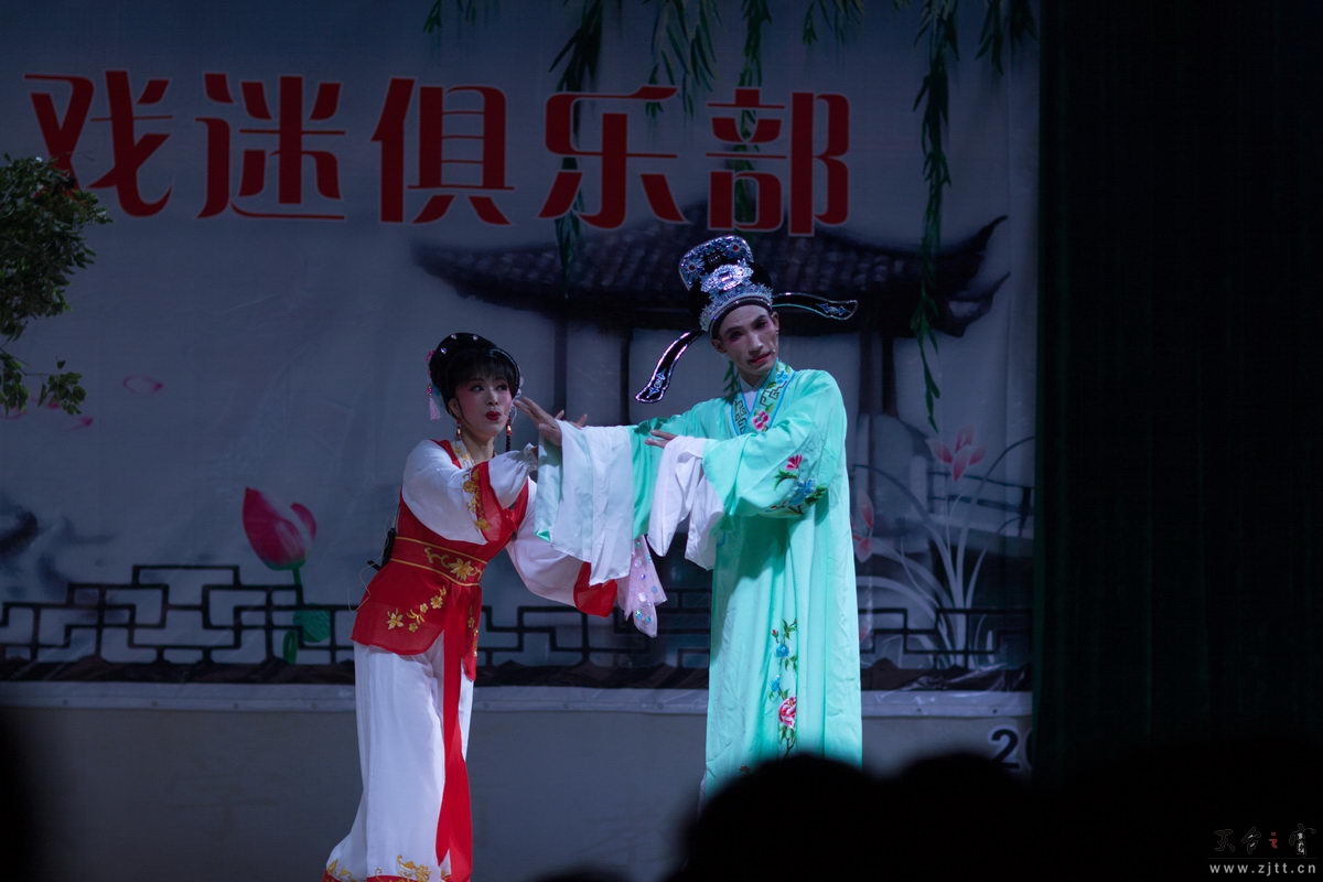 IMG_0992_调整大小.jpg
