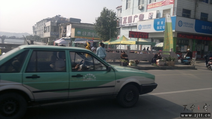20131205625_调整大小.jpg