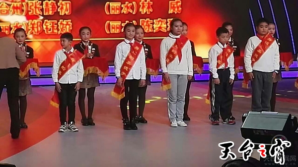 17939059_858388.jpg