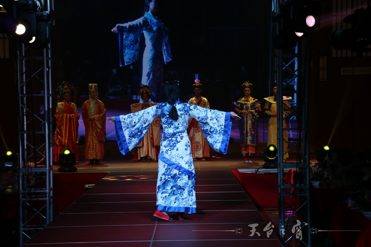 IMG_8722_调整大小.JPG