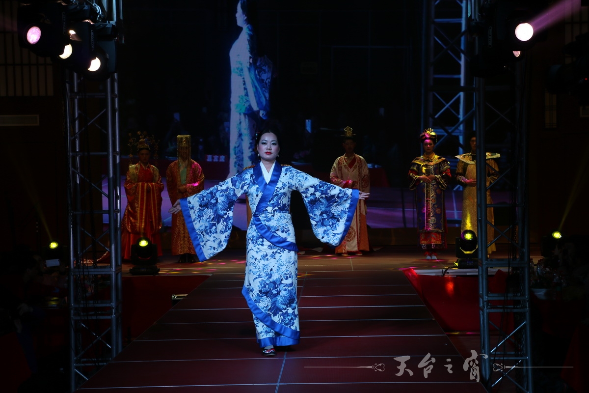 IMG_8723_调整大小.JPG