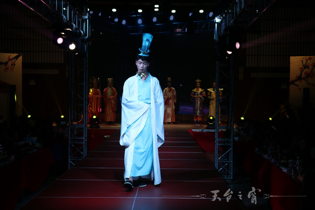 IMG_8730_调整大小.JPG
