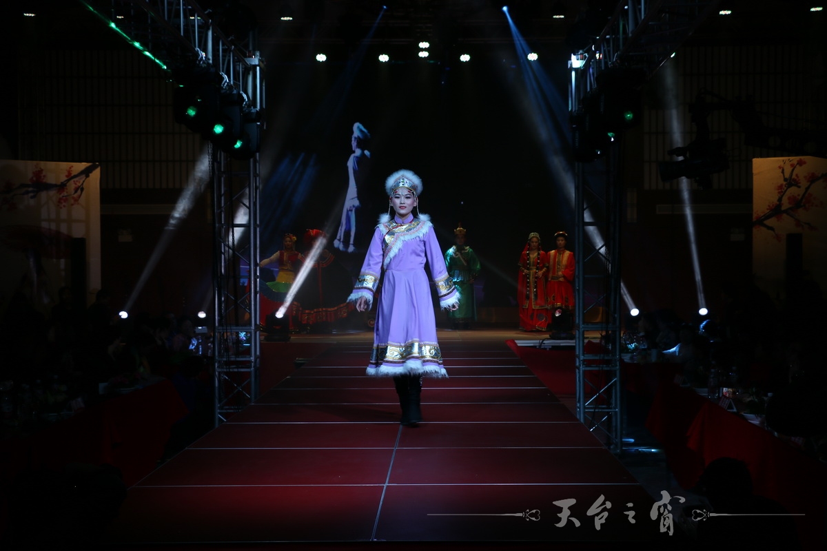 IMG_8905_调整大小.JPG