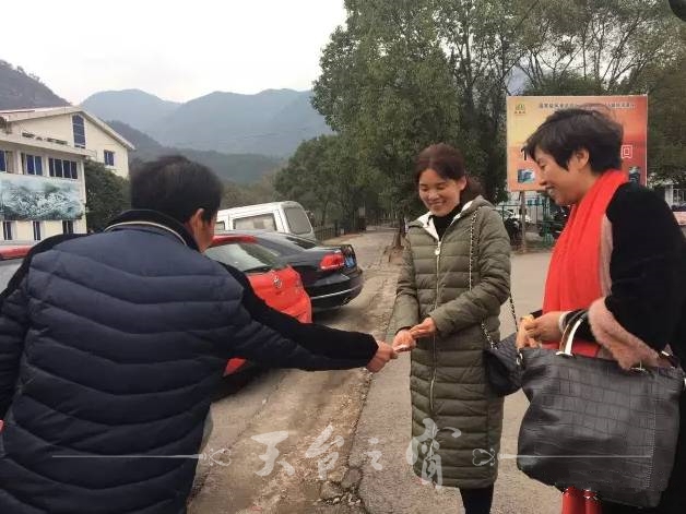 9268de65ff59464486e6fa03728abdda_副本.jpg