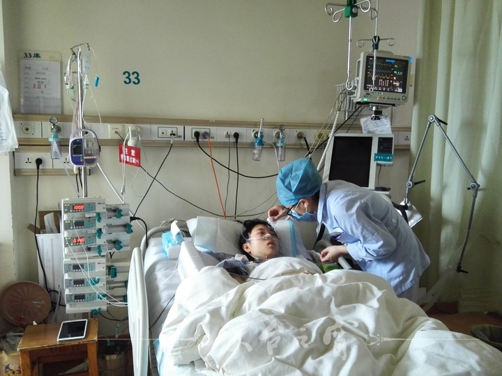 M00053FCggSBFjl65iAO7TYAAIso6c11lA359.jpg