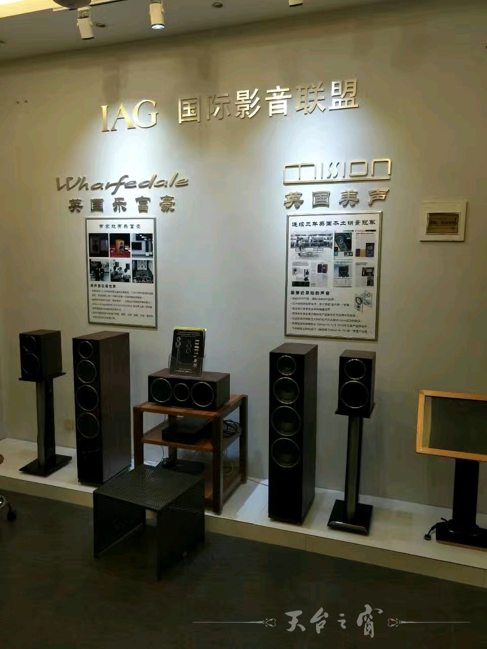 hG89idI2i28f.jpg