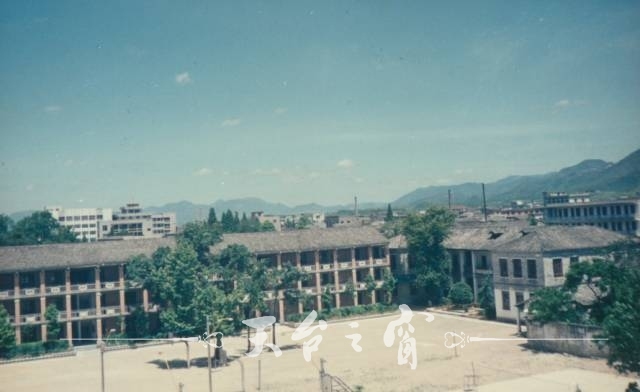 faba0835d0d24b8b8edd3a992f16d114.jpg