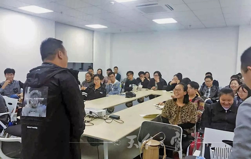 微信图片_20171109092907_副本.jpg