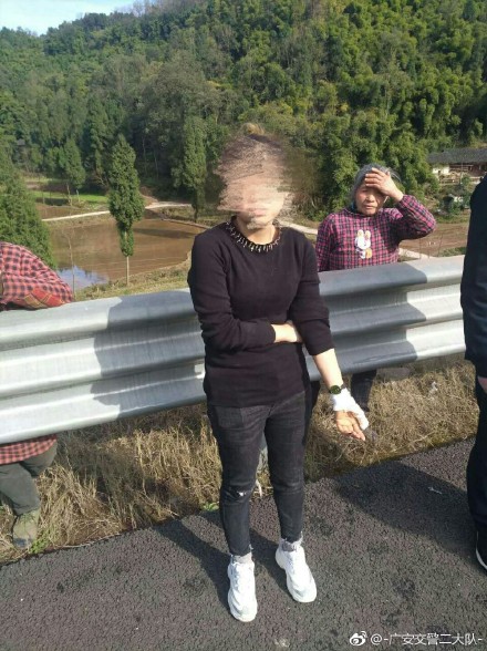 8b5d427fgy1fp5jvbpdeaj20qo0zmtiz.jpg