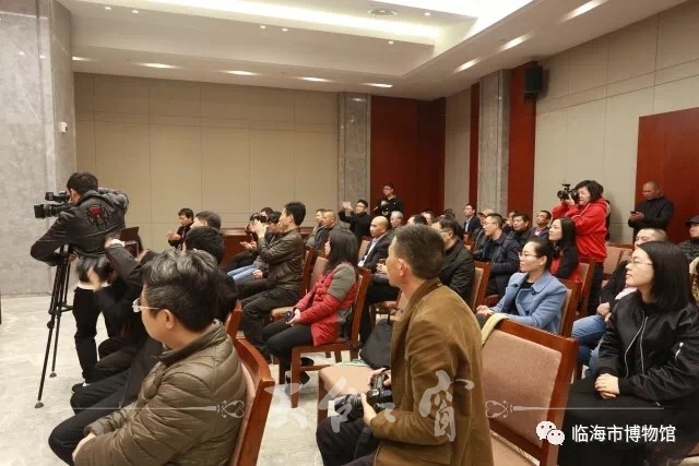 卢乐群先生书画作品捐赠签约仪式成功举办 (6).jpg