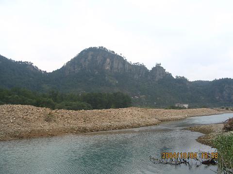 山河