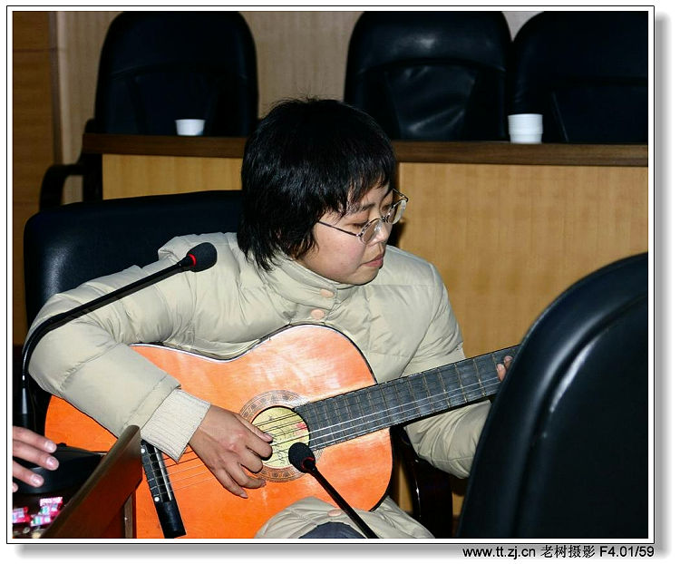 户外运动俱乐部迎2005元旦联欢晚会