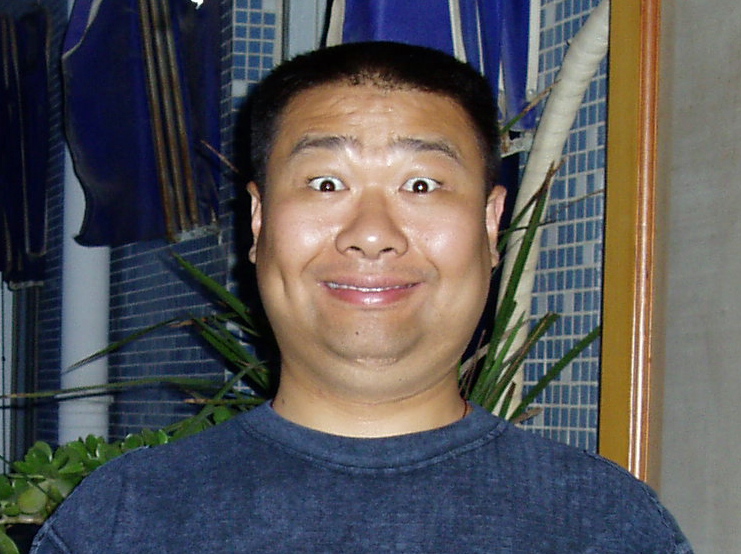 色友亮相