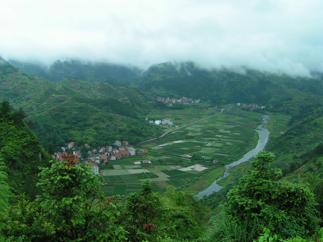 摩托车手游新昌穿岩，已胜利回来，图片续发。
