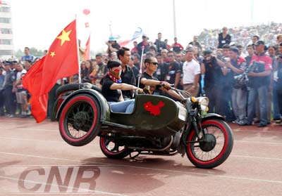 组图：摩旅节最后一场比赛