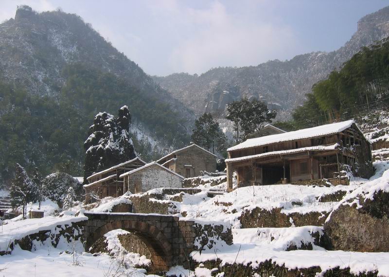 十三点上大雷山