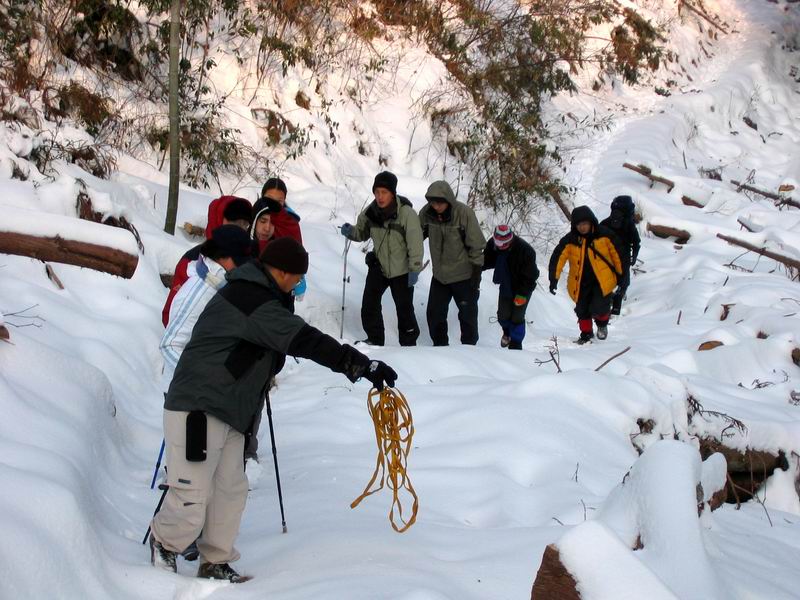 十三点上大雷山
