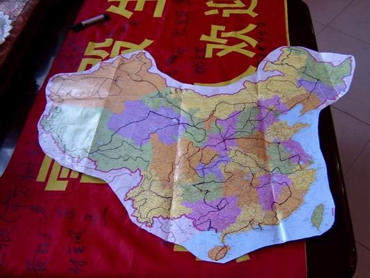 雷殿生：6年徒步走完6万公里 打破世界纪录