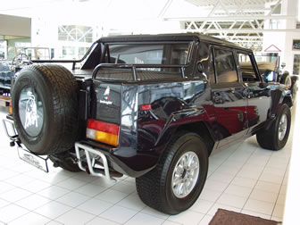 [转帖]Lamborghini LM002 1991