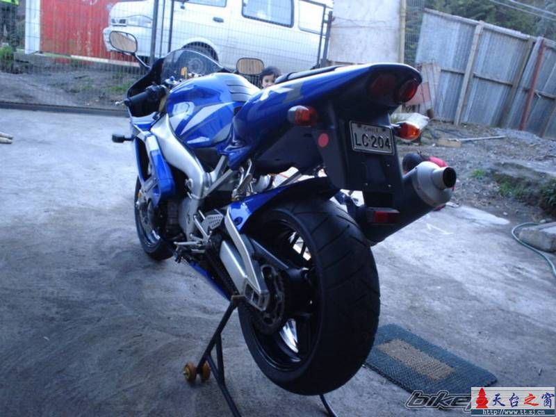 YAMAHA老款R1风采依旧！