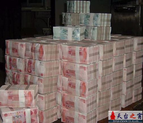 比钱招亲!