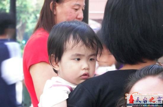大家快来看^.^（周杰伦滴私生子）嘿嘿~~~~~~~~~~~~~~~~~~~~~~~~