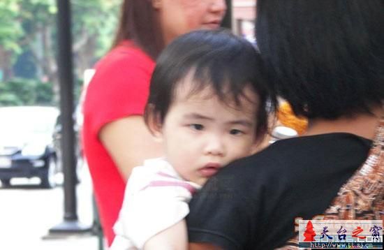大家快来看^.^（周杰伦滴私生子）嘿嘿~~~~~~~~~~~~~~~~~~~~~~~~