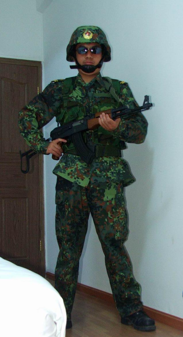 全副武装