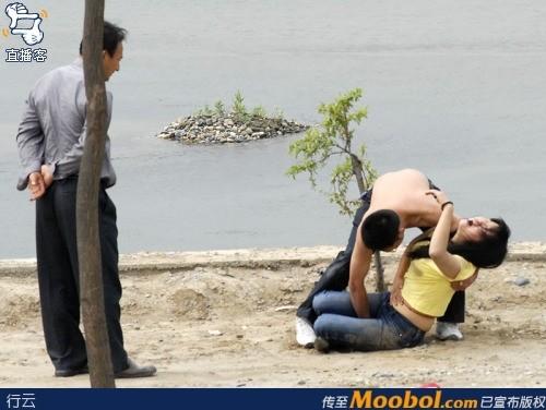 太可恶啦！恶男暴打怀孕未婚妻(组图)