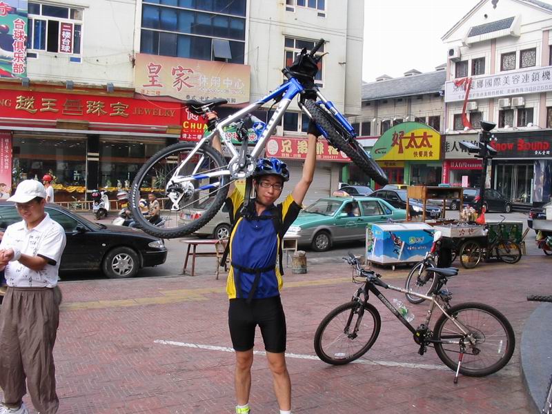 2007.6.17(父亲节)万年寺骑行游记及照片...