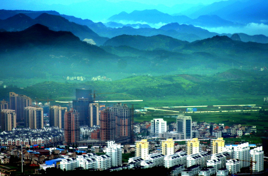 天台晨景图