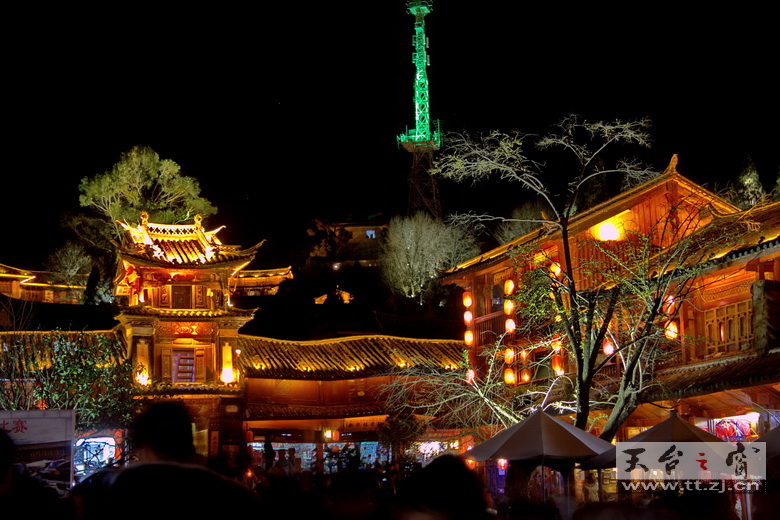 夜色下的丽江