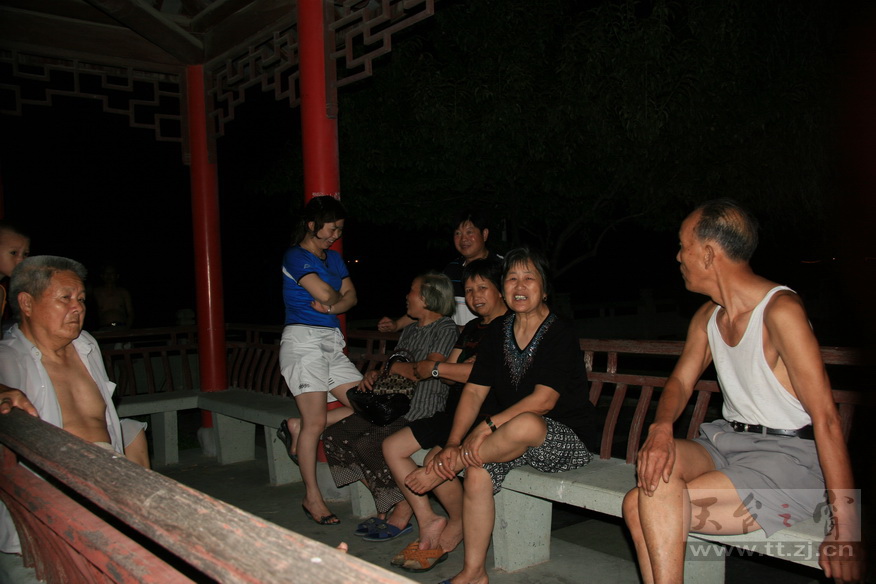 天台之窗戏迷俱乐部定期活动