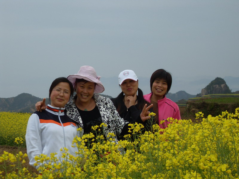 [天台驴友俱乐部]活动之-----走古道.赏油菜花.登莲花峰顶