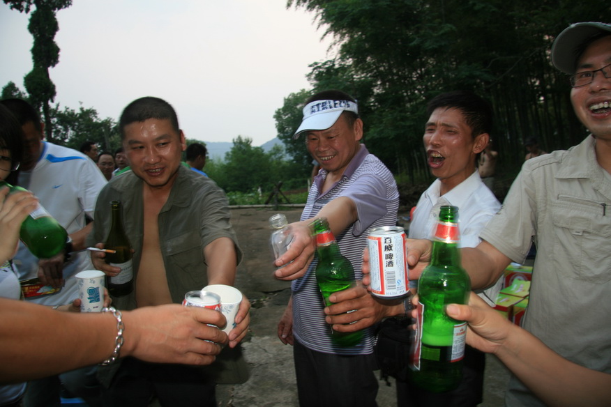 090613天台驴友俱乐部和乐清老狼户外俱乐部塔头寺联欢